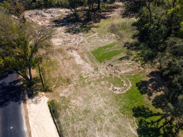 213 Hannon Mill Rd, Tallahassee, FL 32305