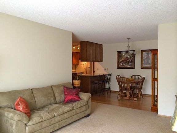4th image of 2041 North Park Drive
