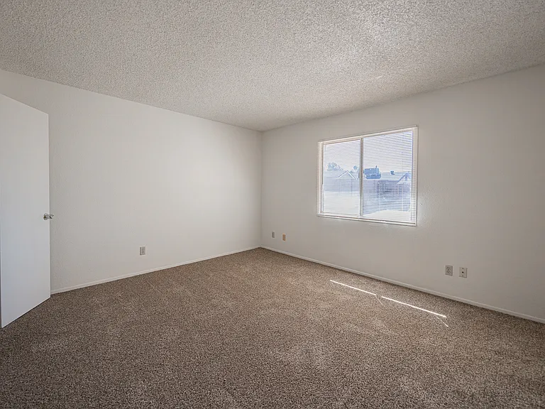 8821 W Sahuaro Dr — Photo 11