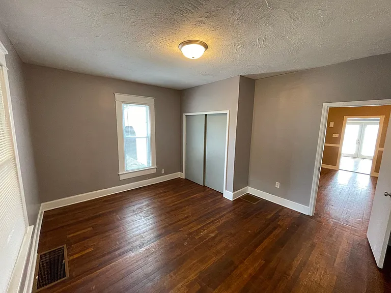 1627 Blaine Ave — Photo 26