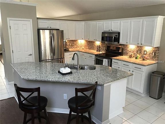 3rd image of 4912 Hook Hollow Cir