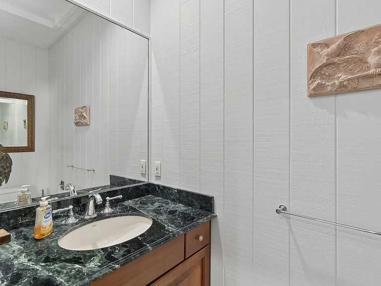 394 Further Ln — Photo 24