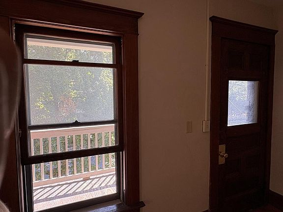 5th image of 48 Monroe St Unit 2