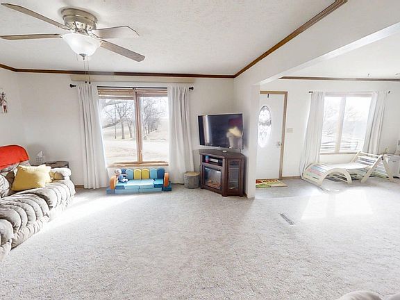 3rd image of 237 A Rd