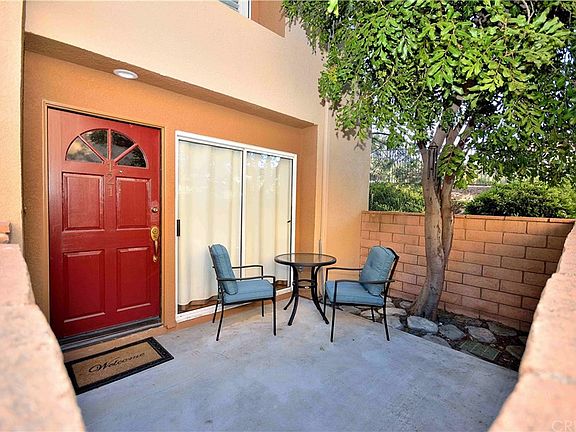 2nd image of 22617 Copper Hill Dr Unit 121