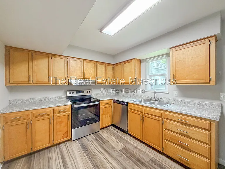 131 Pace Dr #B5 — Photo 1