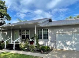 206 N Ash Ave, Tahlequah, OK 74464