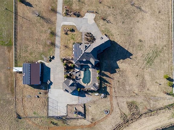 5th image of 2233 S Arkansas Ave