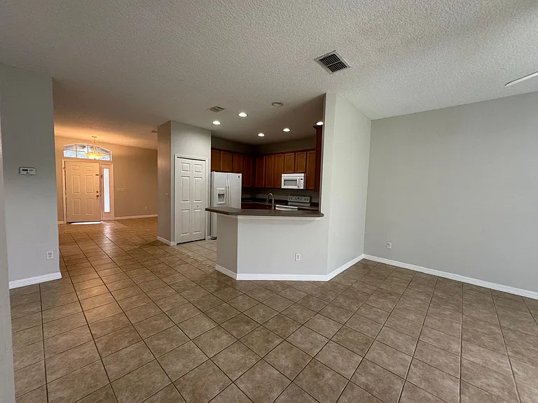 10360 Sandy Marsh Ln — Photo 5
