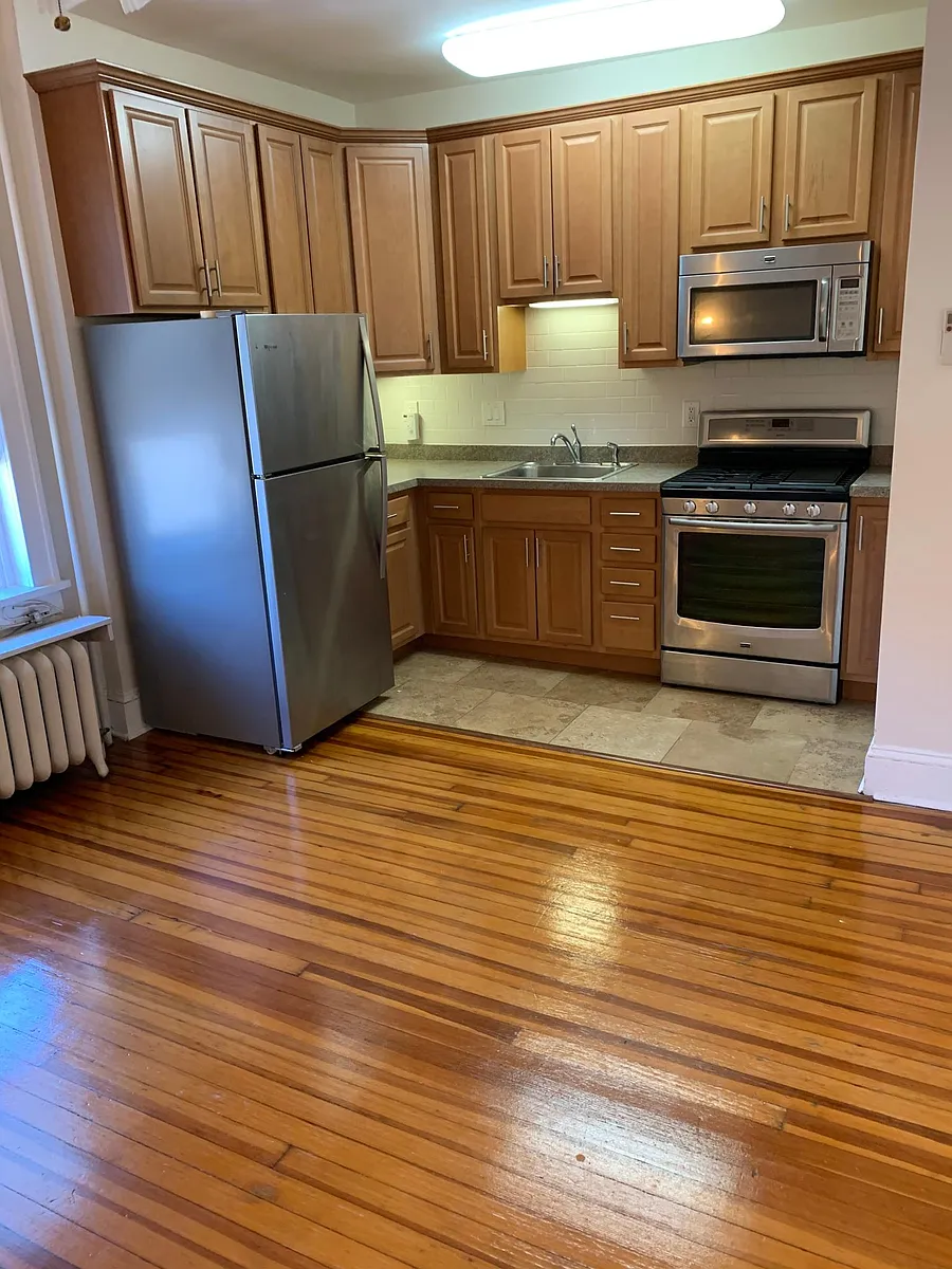 Building Photo - 310 Washington Ave #5