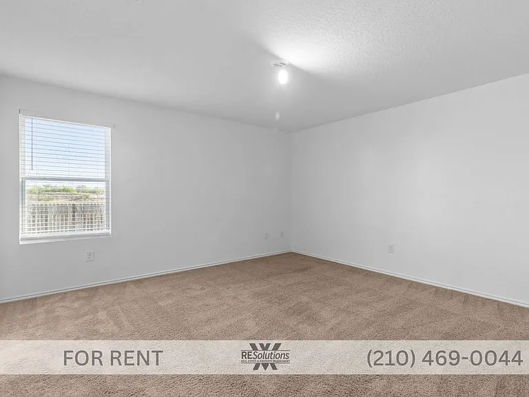 13551 Barton Cv — Photo 11