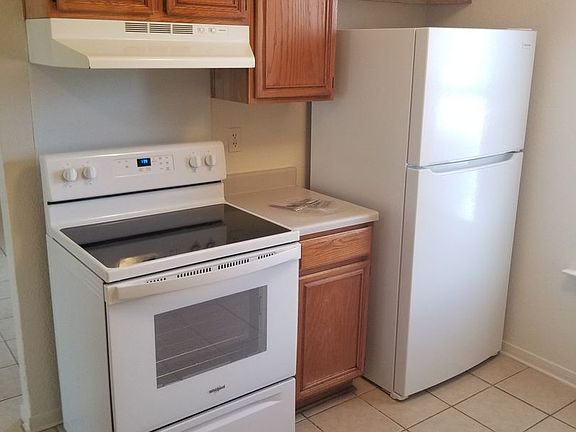 5th image of 1107 Circle M Dr APT A