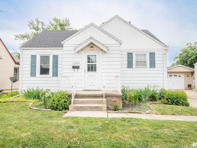 1508 W Circle Rd, Peoria, IL, 61604