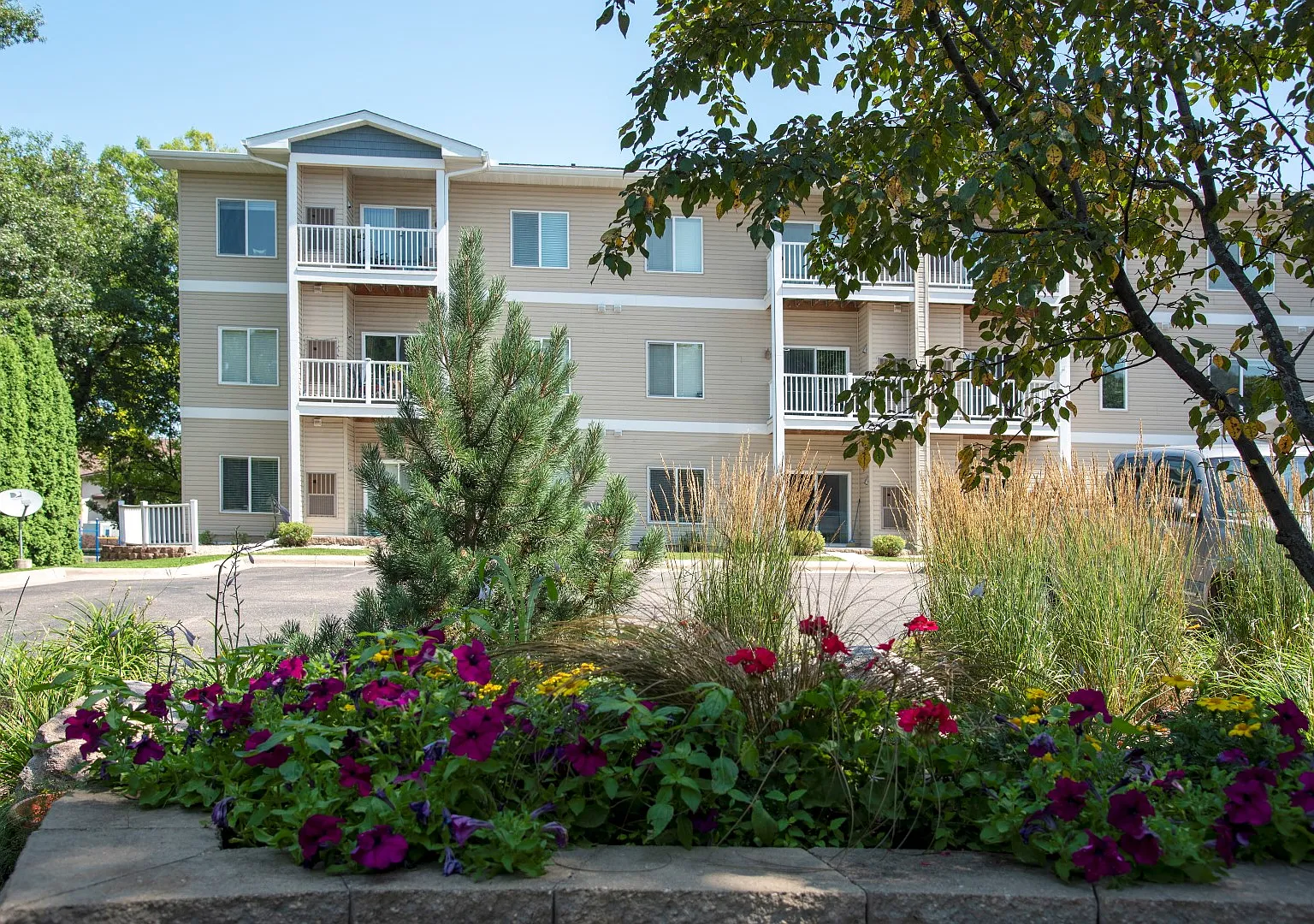Pine Manor Estates A 55+ Community — Photo 3