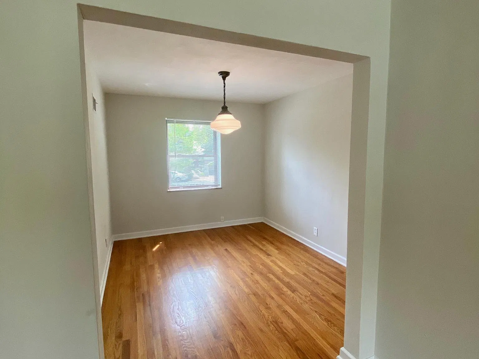 7218 Pershing Ave — Photo 4