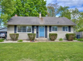 1728 Winston Dr, South Bend, IN 46635