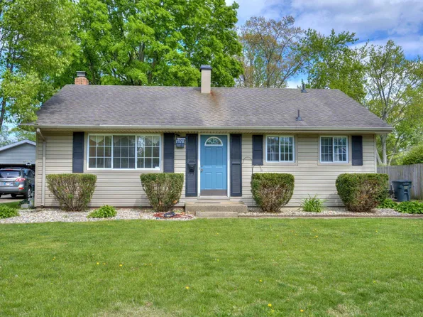 1728 Winston Dr, South Bend, IN 46635