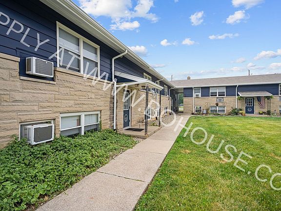 3rd image of 7506 Ideal Ave APT 19