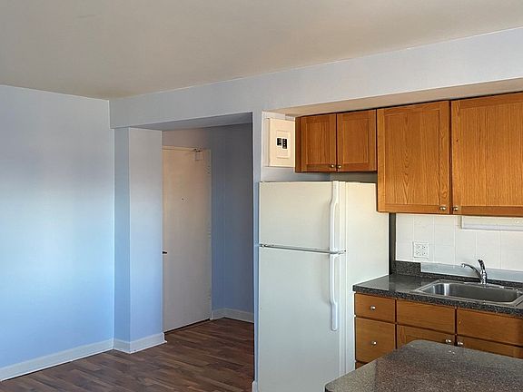 2nd image of 4970 N Marine Dr APT 1026