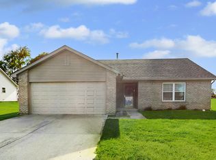 1096 Bumblebee Way, Greenfield, IN 46140