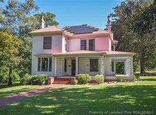 201 Blue St, Aberdeen, NC 28315