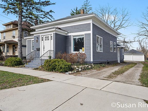 4th image of 71 Eastmanville St