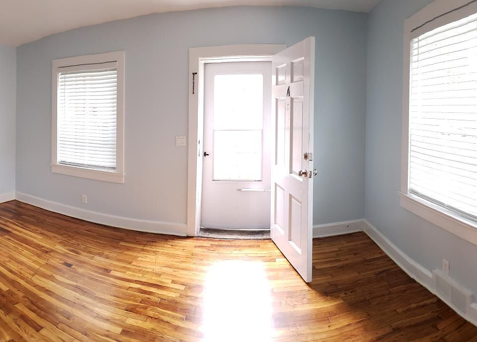 2nd image of 300 S Liberty St APT A