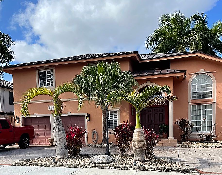 1st image of 15817 SW 44th St