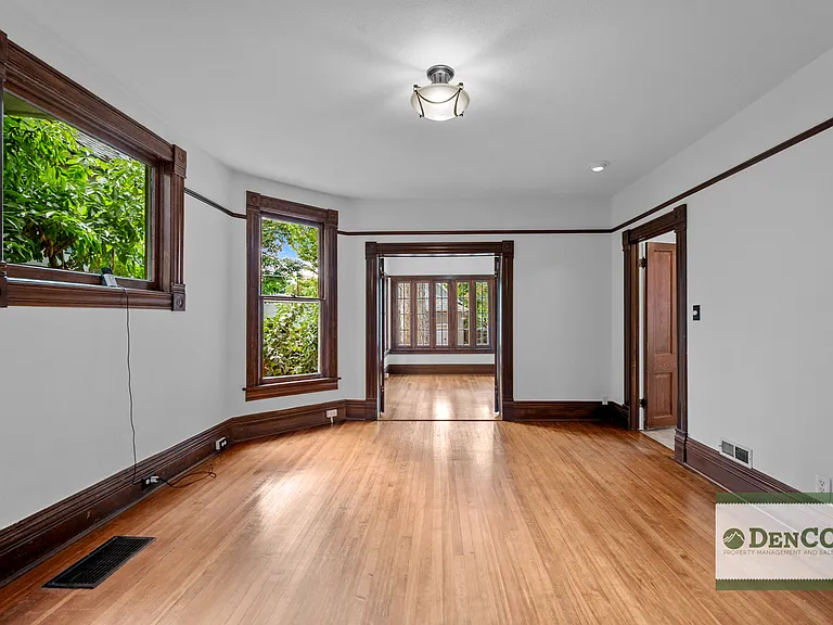 1623 Race St — Photo 7