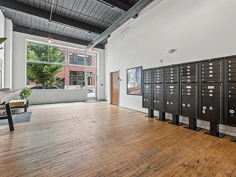 MC Kiser Lofts — Photo 28