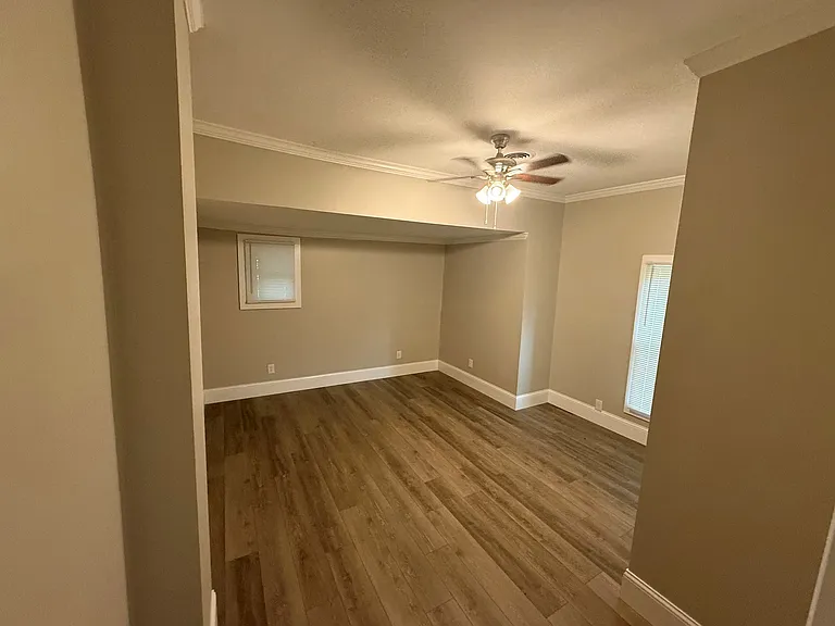308 Jarrett St — Photo 3