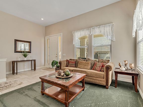 5th image of 9316 S Avignon Pl