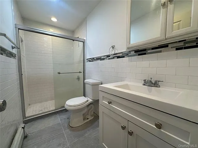 8 Lafayette St — Photo 6
