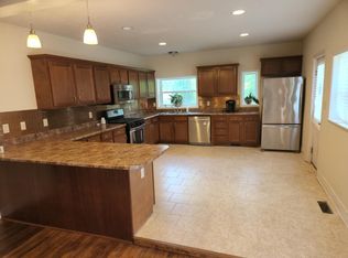 353 Locust St, Huntington, WV 25705