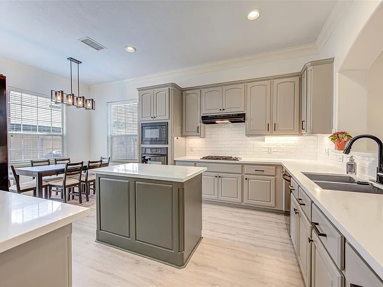 1131 Sopris Dr — Photo 4