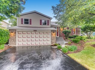 1008 Evergreen Dr, Carol Stream, IL