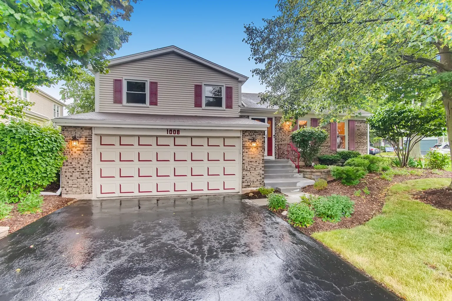 1008 Evergreen Dr photo 1