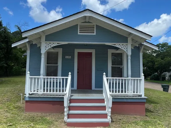 135 N Sanders St, Nacogdoches, TX 75964