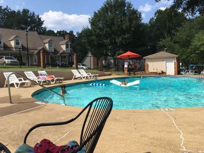 1064 Sasha Ln, Roswell, GA, 30075