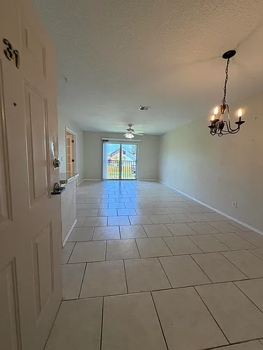 220 Columbia Dr #31 Photo 1