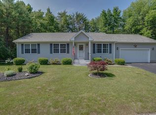35 Regency Ct, Rochester, NH 03867