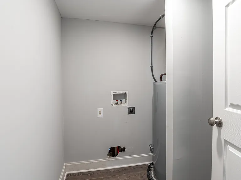 202 Carolina St — Photo 10