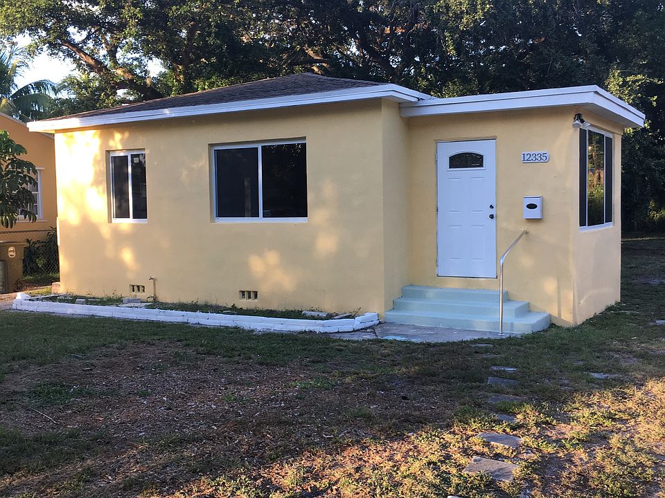 1st image of 12335 NE 12th Ct