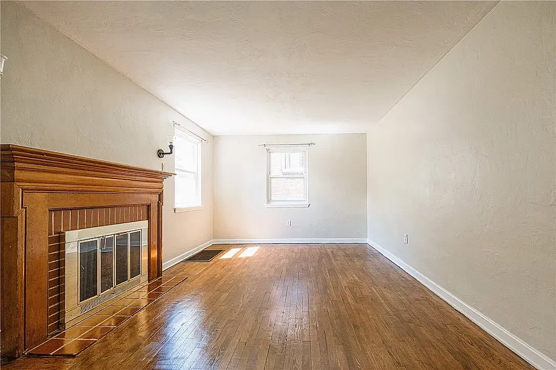 3 bed, 1.5 bath, 1134 sqft, $1,850 — Photo 3