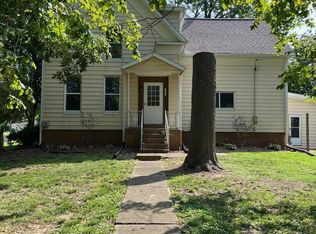 204 S Union St, Toulon, IL 61483