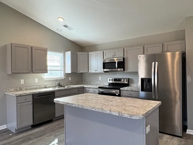 145 Candy Apple Ln — Photo 23