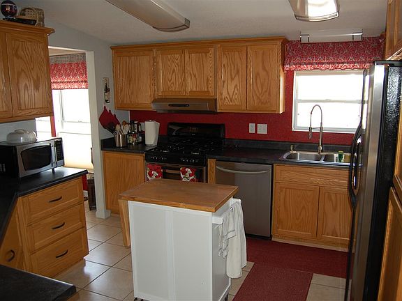 5th image of 30105 E Mountain View Ave