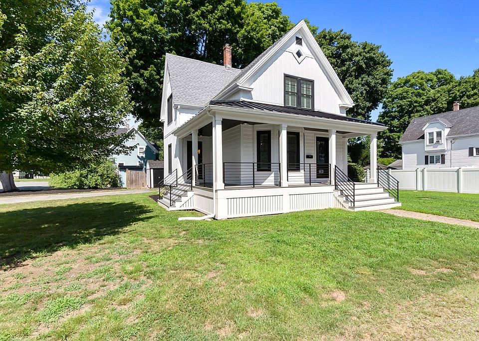 1st image of 13 Pleasant St