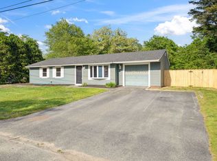 41 Camardo Dr, Wareham, MA 02571