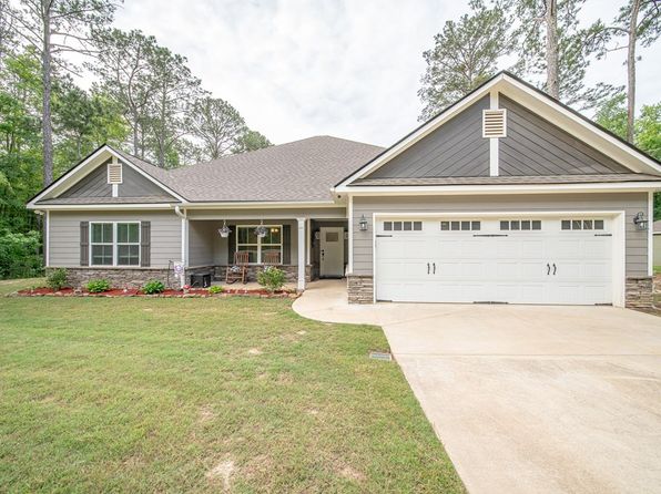 1974 Lee Road 330, Smiths Station, AL 36877